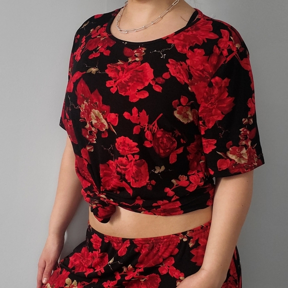 Vintage Floral Blouse - Picture 2 of 4